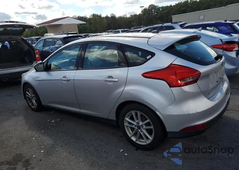 2016 Ford Focus Se z USA, uszkodzony, nr VIN 1FADP3K25GL230838